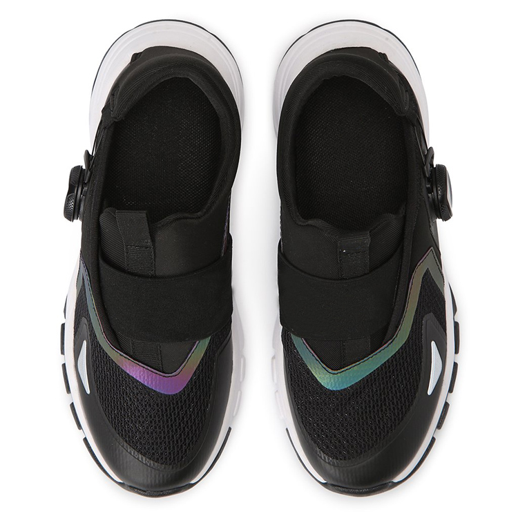 China Wholesale New Design Children Anti-slip Playing Sneaker Kids Sports Shoes Running